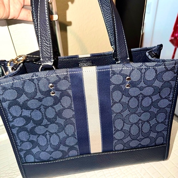 Elegant Coach Navy Blue Dempsey Signature Satchel and Wallet Set - Picture 5 of 9